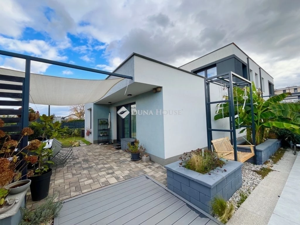 c3-1-name c2-1-name, Székesfehérvár, Maroshegy