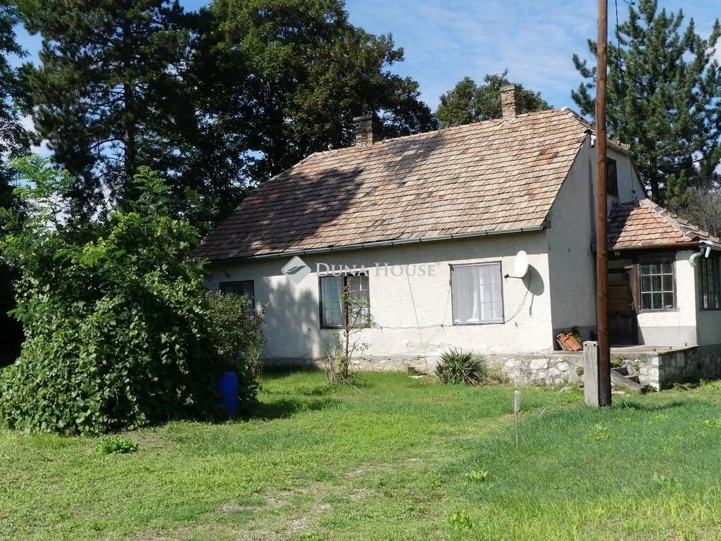 For sale mansion, Dunaalmás, Dunaoart