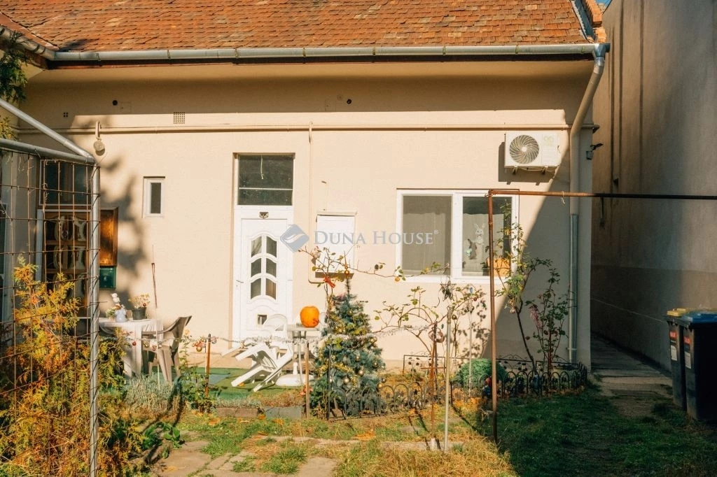 For sale brick flat, Budapest XV. kerület, Pestújhely, Molnár Viktor utca