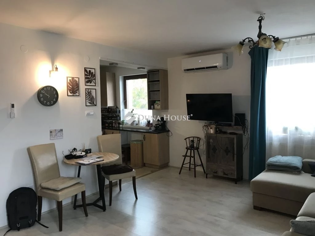 For sale house, Moha