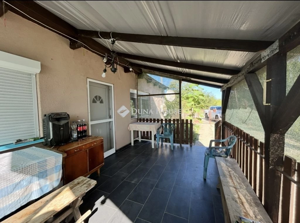 Eladó ház, Iregszemcse