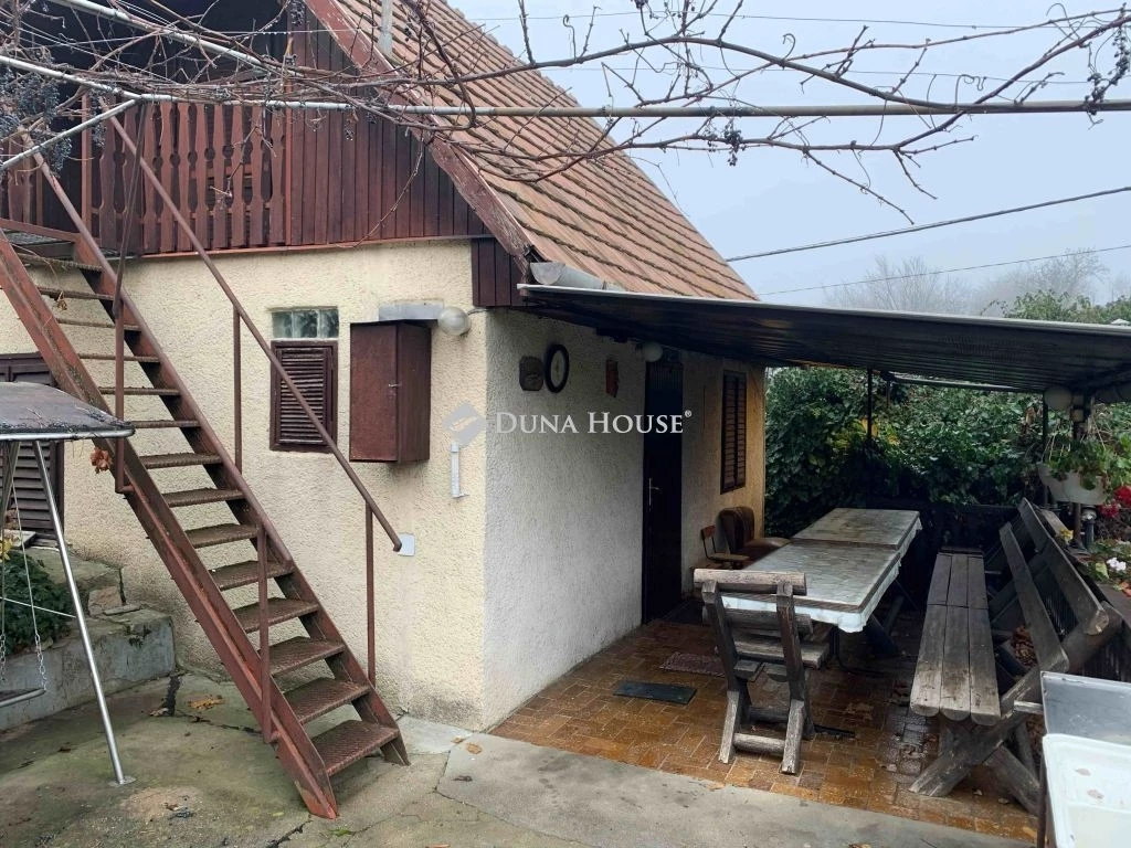 For sale house with a garden, Adony