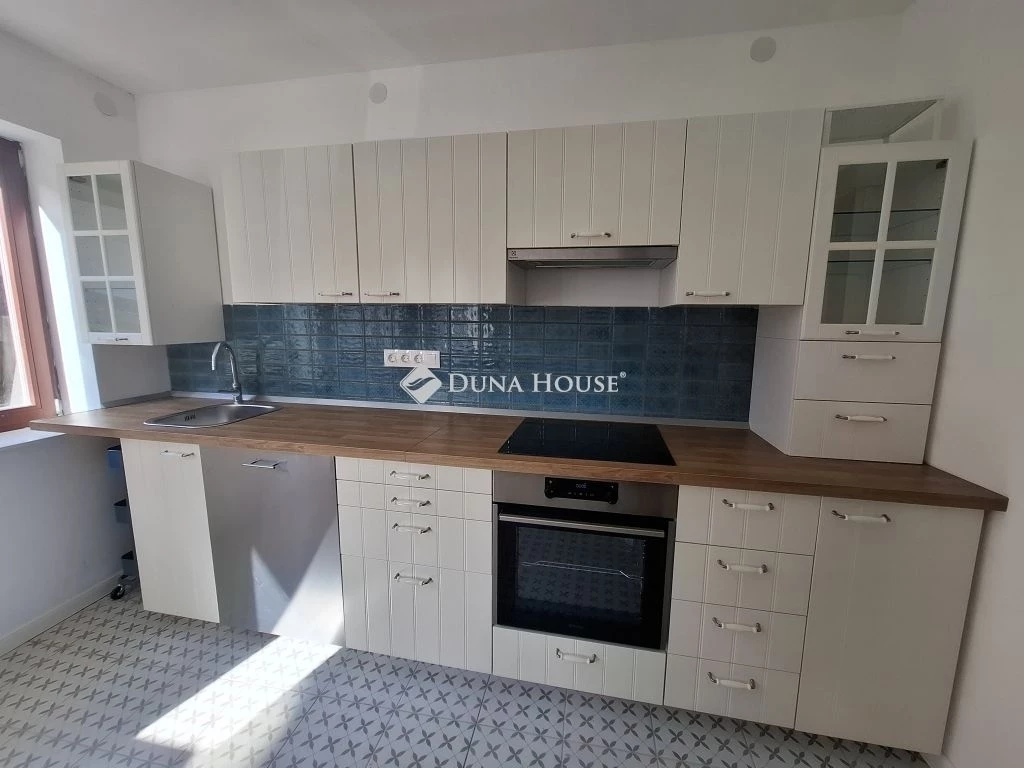 Piliscsabán  felújított ház