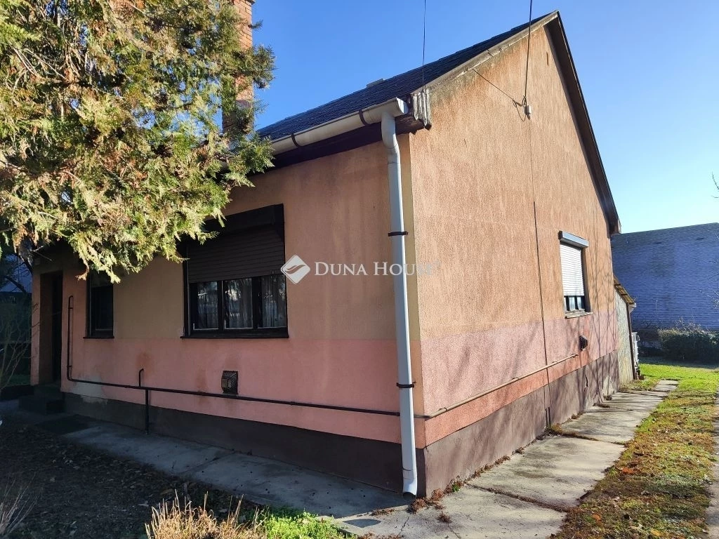 Eladó ház, Érd