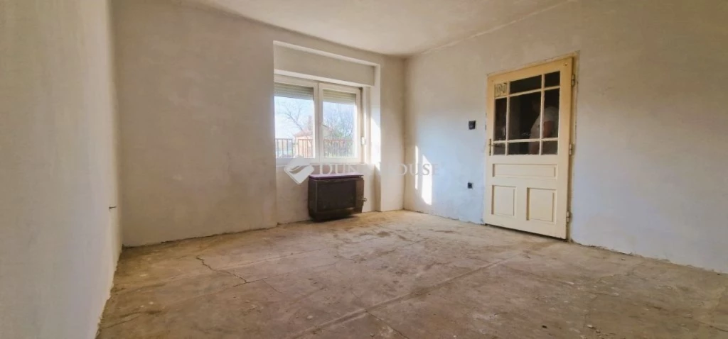 Eladó ház, Polgárdi