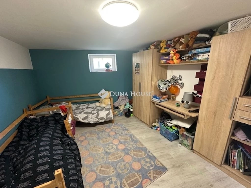 85m2, 3 szoba, felújított