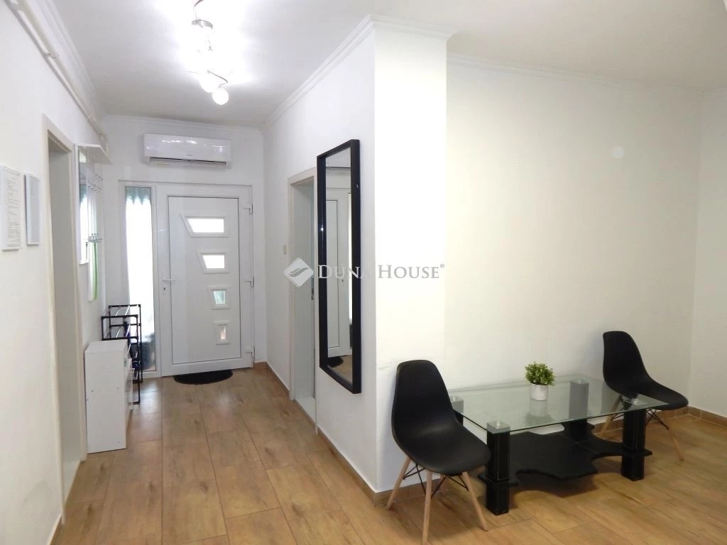 c3-1-name c2-1-name, Siófok