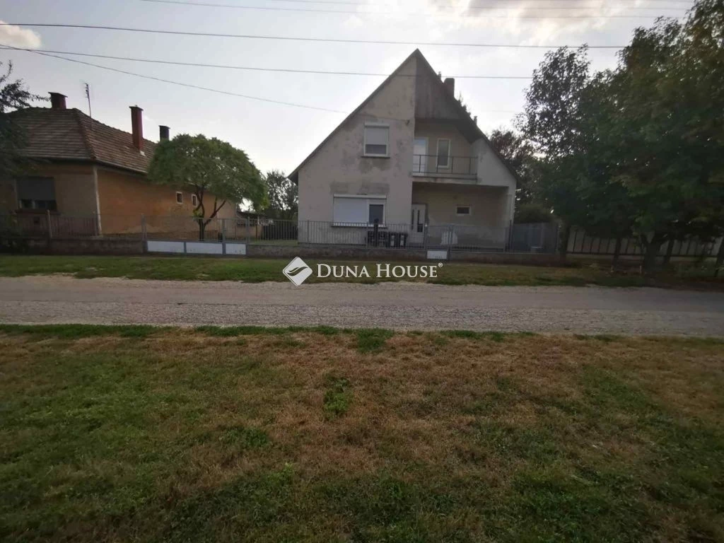 For sale house, Lovasberény