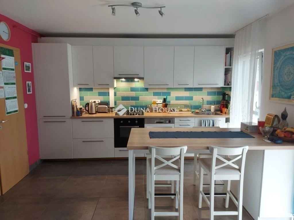 For sale brick flat, Sukoró