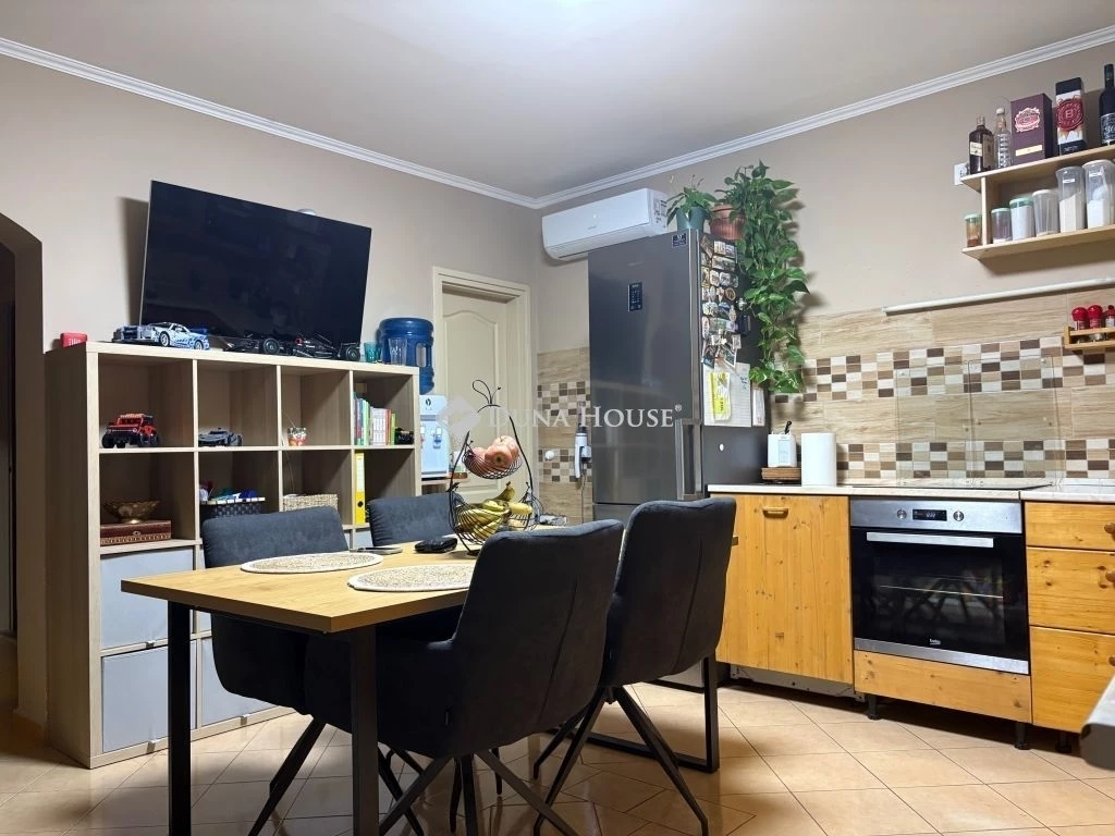 For sale house, Lepsény