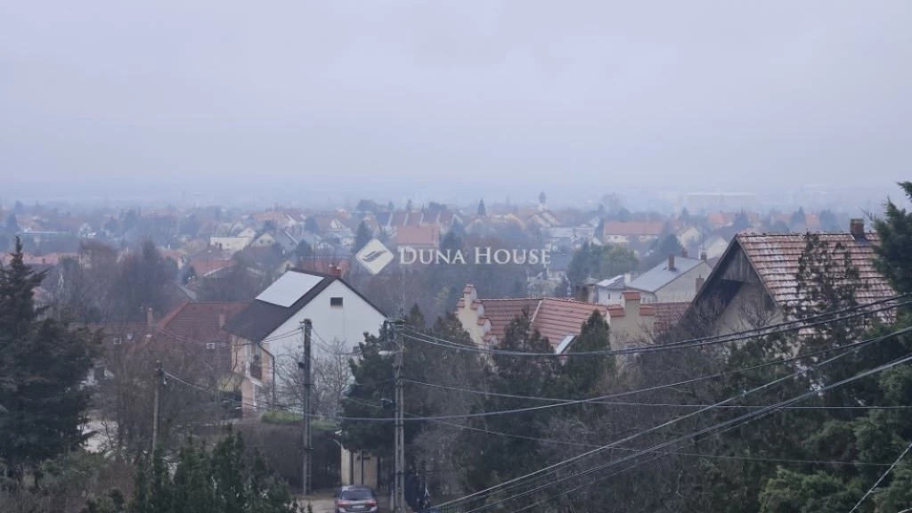 For sale brick flat, Székesfehérvár