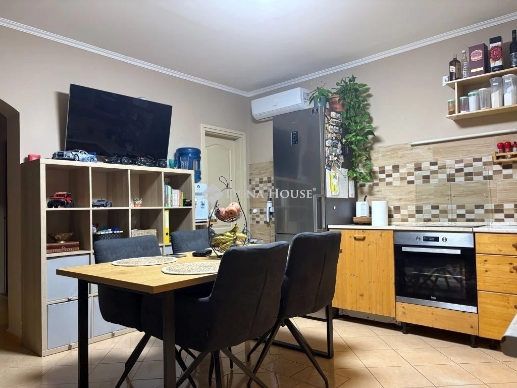 For sale house, Lepsény