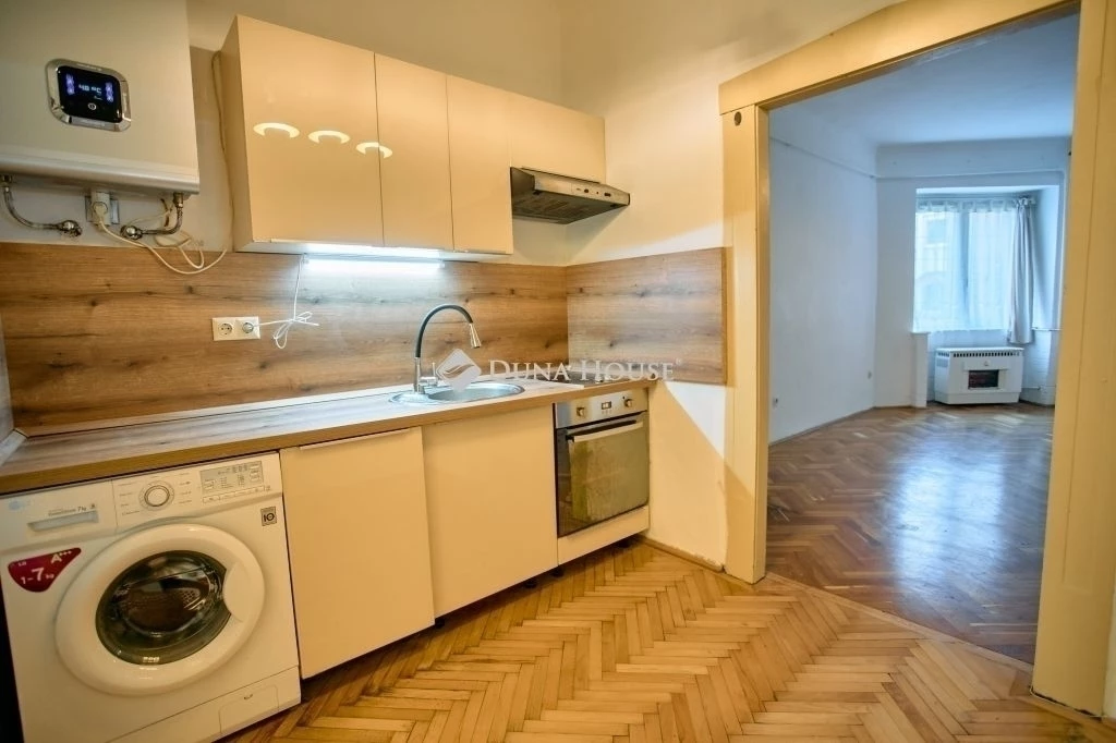 For sale brick flat, Budapest XIII. kerület, Angyalföld, Taksony utca