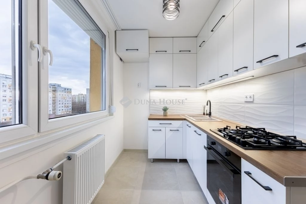 For sale panel flat, Budapest XV. kerület, Újpalota, Zsókavár utca