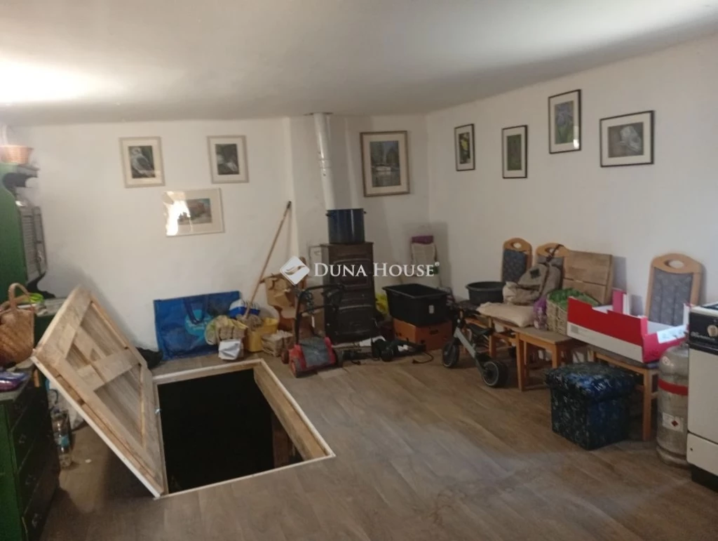 For sale house, Sárkeresztes