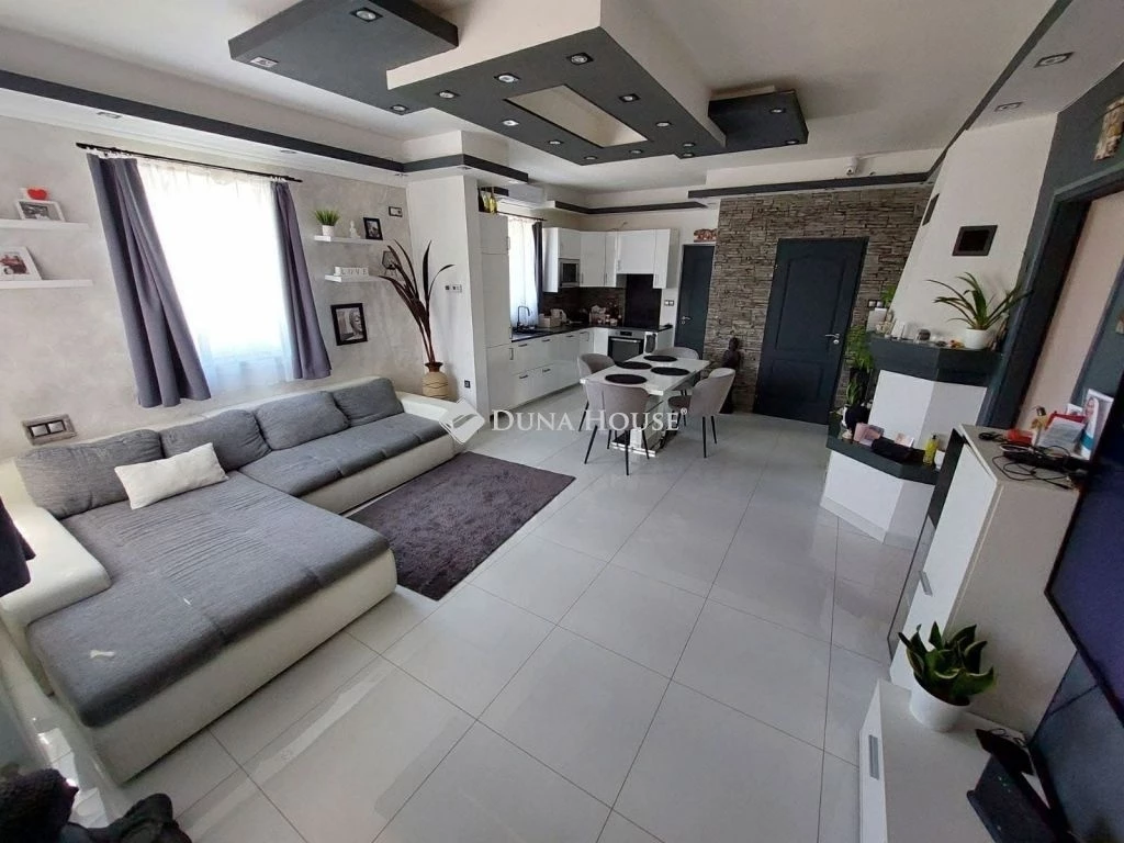 Eladó ház, Székesfehérvár