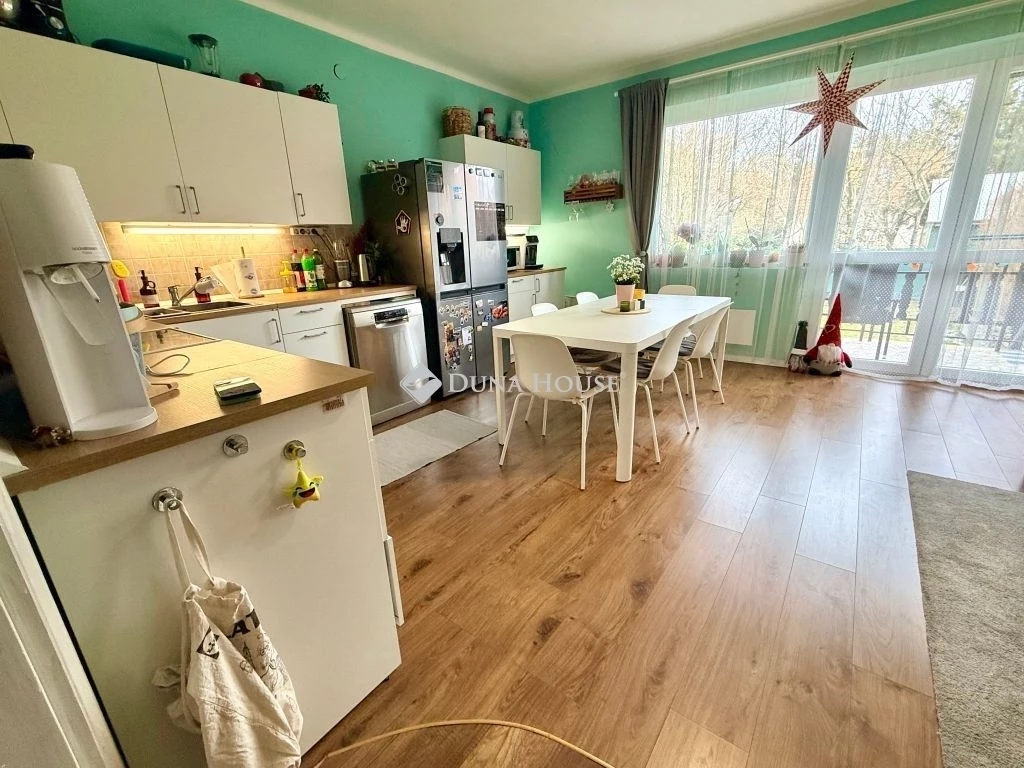 120+48m2 Balatonkenes csendes részén