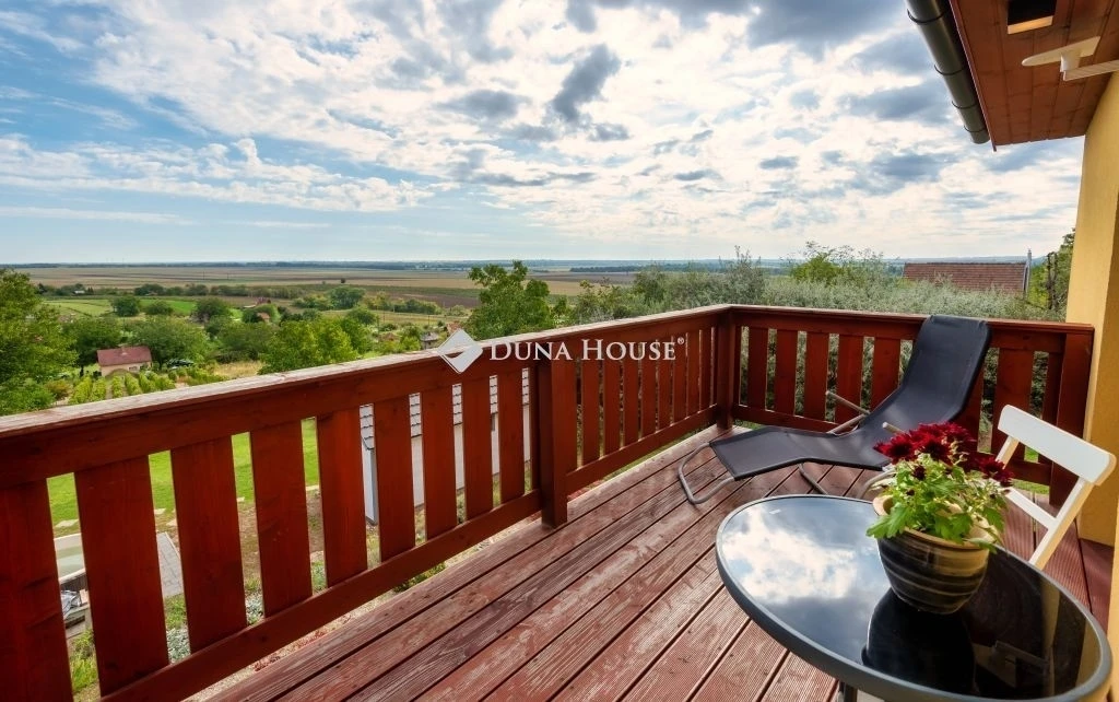 c3-1-name c2-62-name, Pázmánd