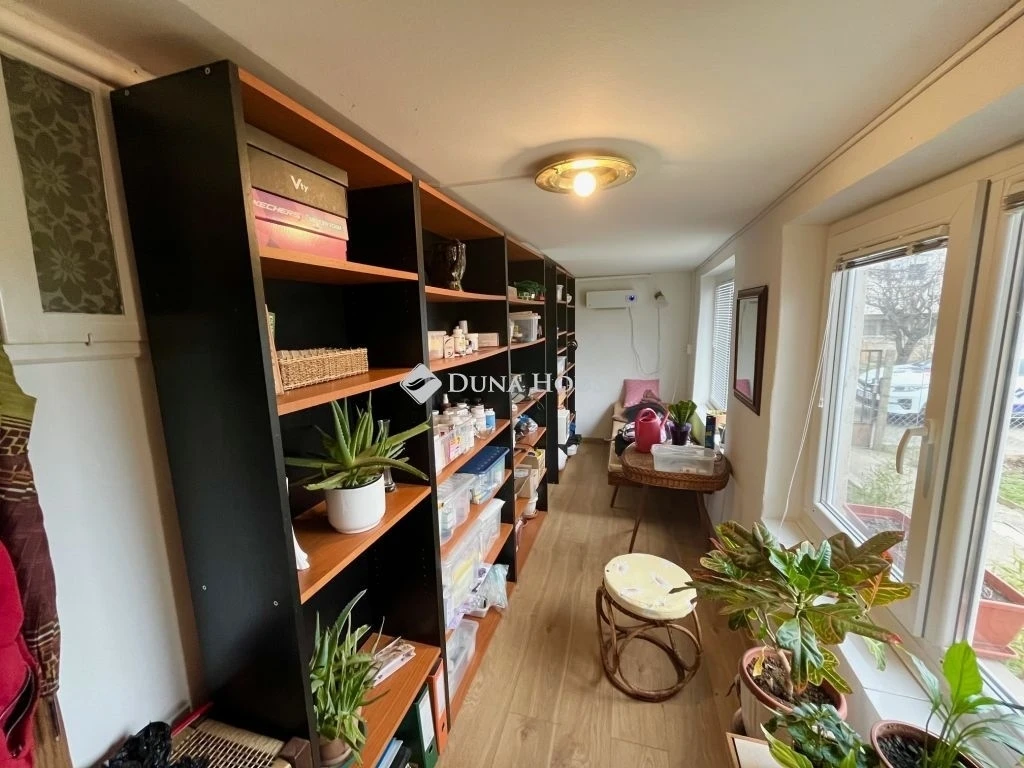 c3-1-name c2-1-name, Székesfehérvár, Kisfalud