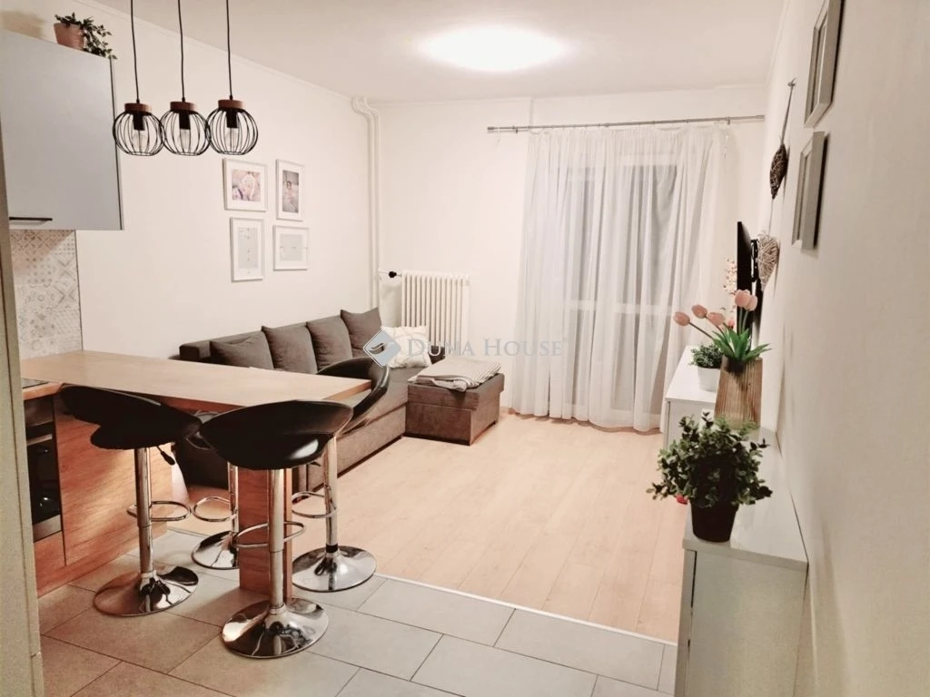 Eladó lakás, Székesfehérvár