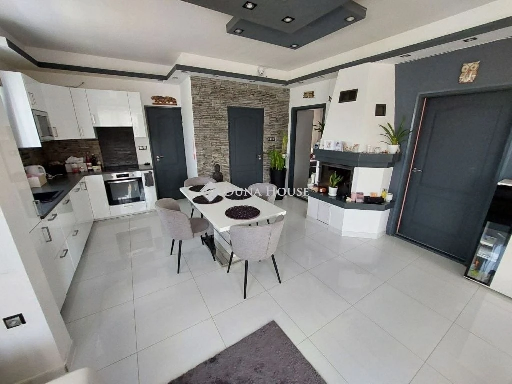 c3-1-name c2-1-name, Székesfehérvár, Alsóváros