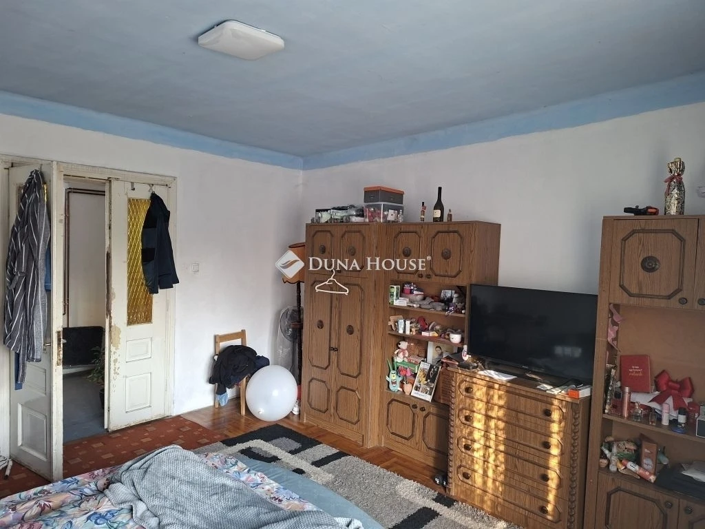 c3-1-name c2-1-name, Zámoly