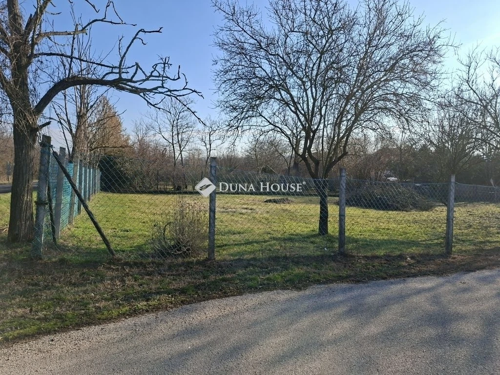 c3-1-name c2-50-name, Székesfehérvár, Csala