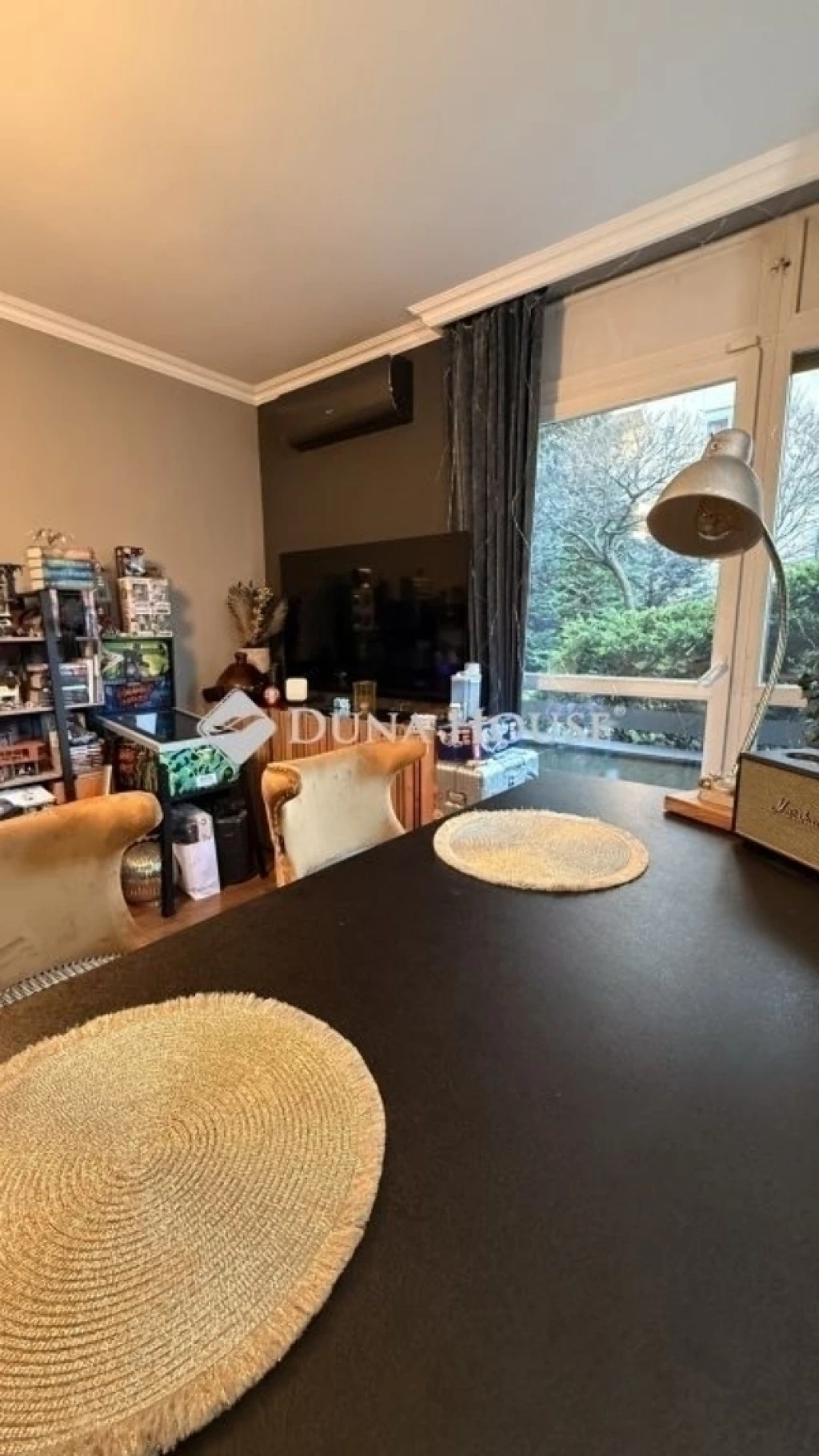 Eladó 2 szobás, teraszos lakás, Budapest 13. ker.