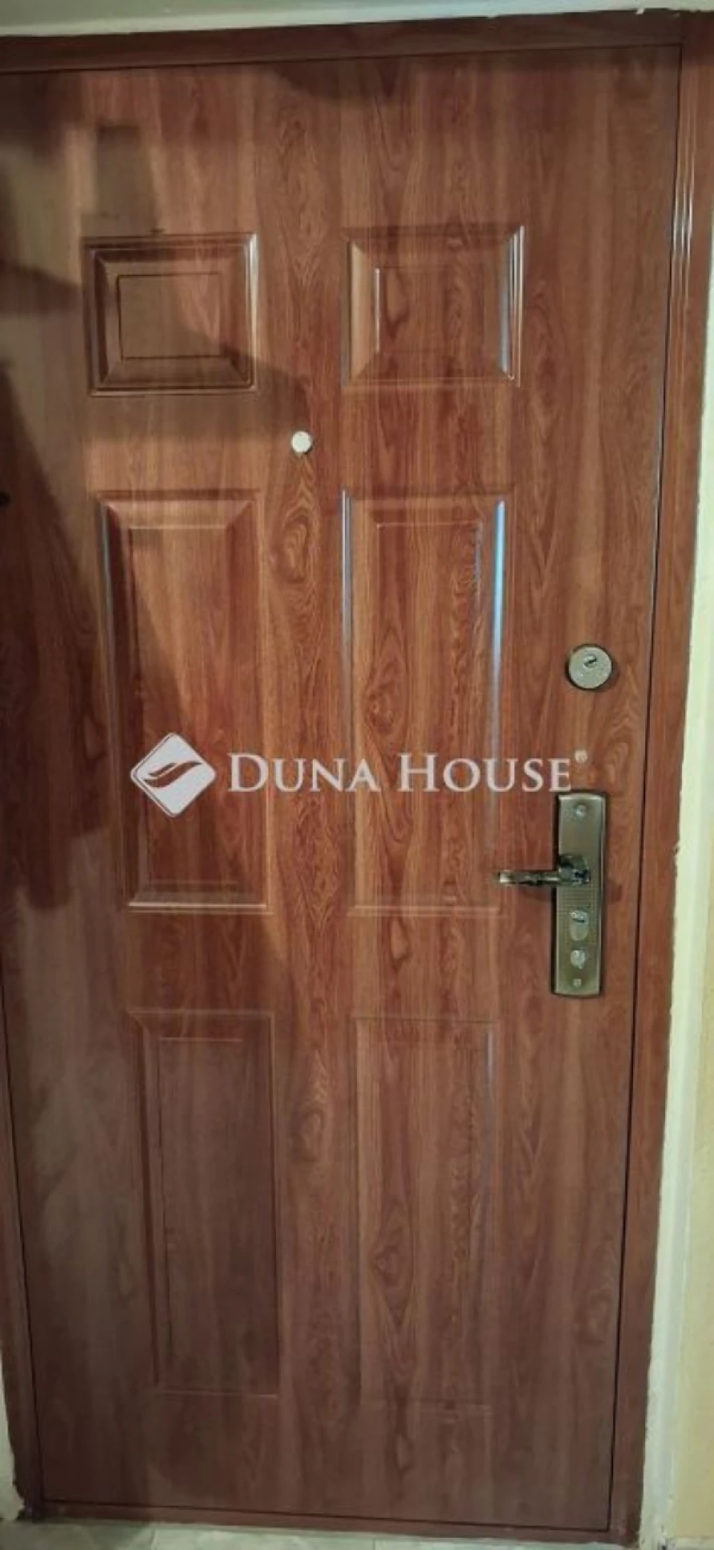 c3-1-name c2-20-name, Székesfehérvár, Belváros és környéke, Salétrom utca