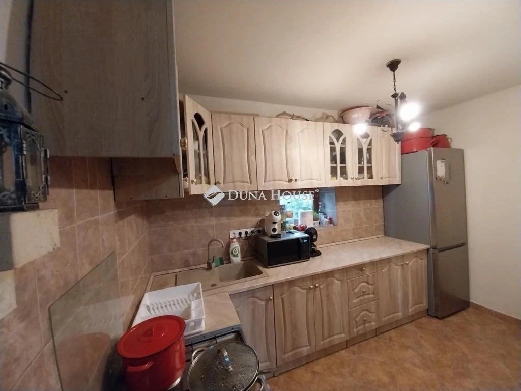 Eladó ház, Sukoró