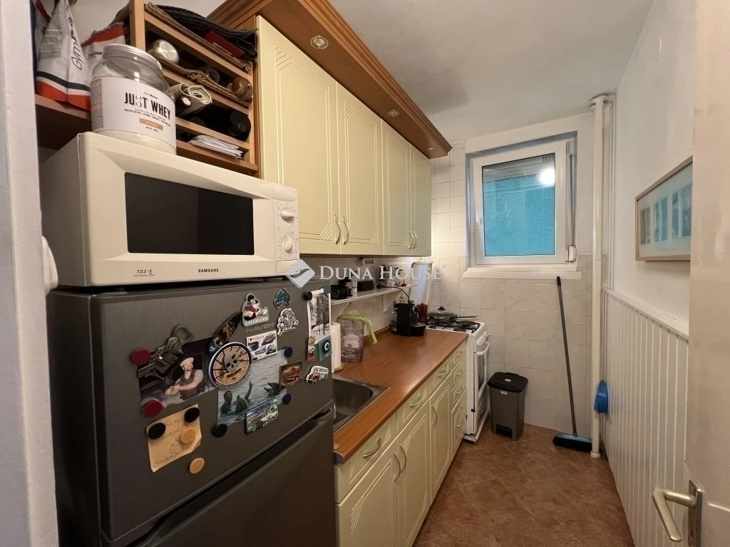 Eladó  2 szobás lakás, Budapest 14. ker.