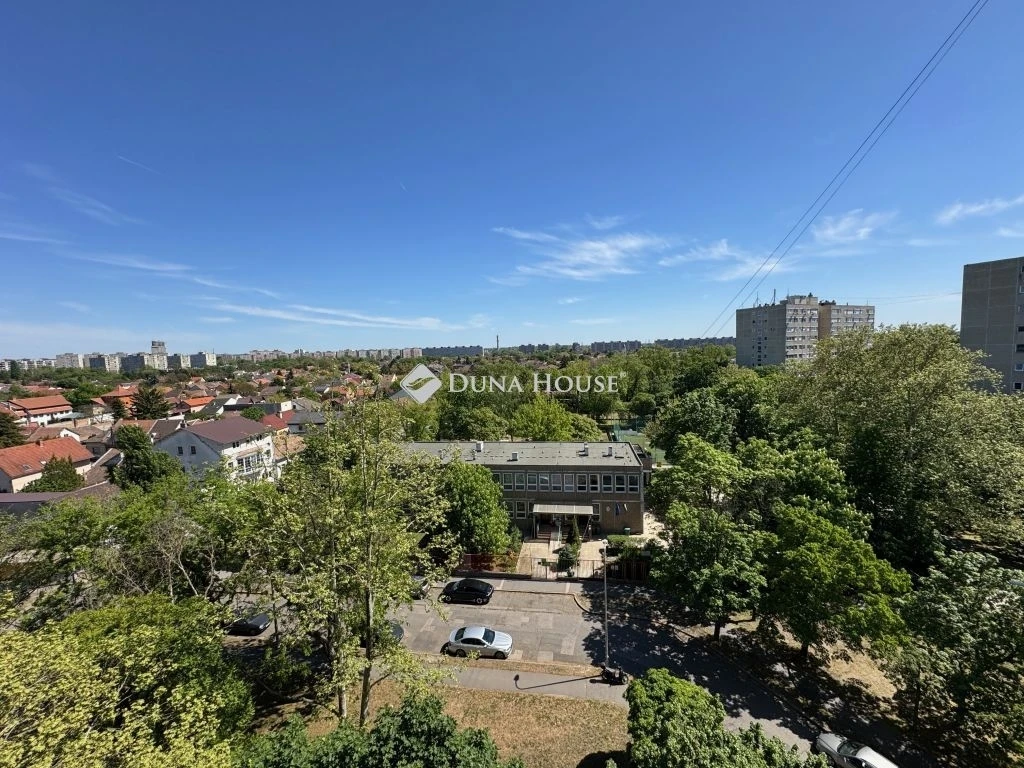 Eladó 2 szobás lakás, Budapest 15. ker.