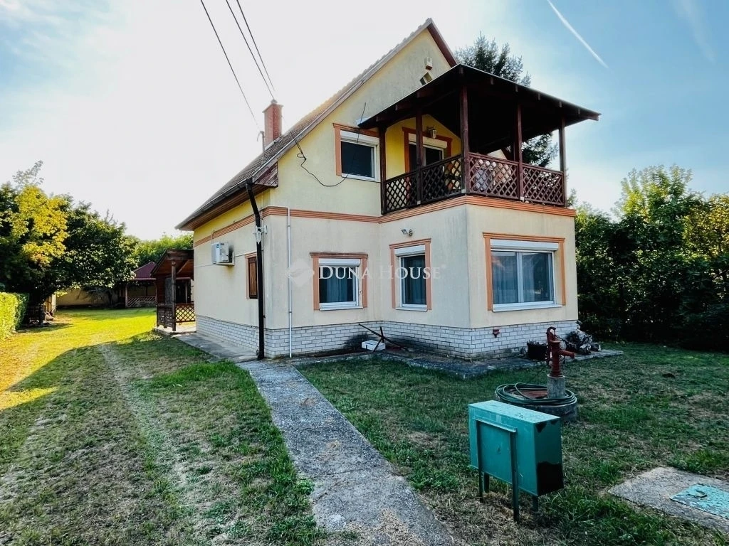 Eladó ház, Gárdony