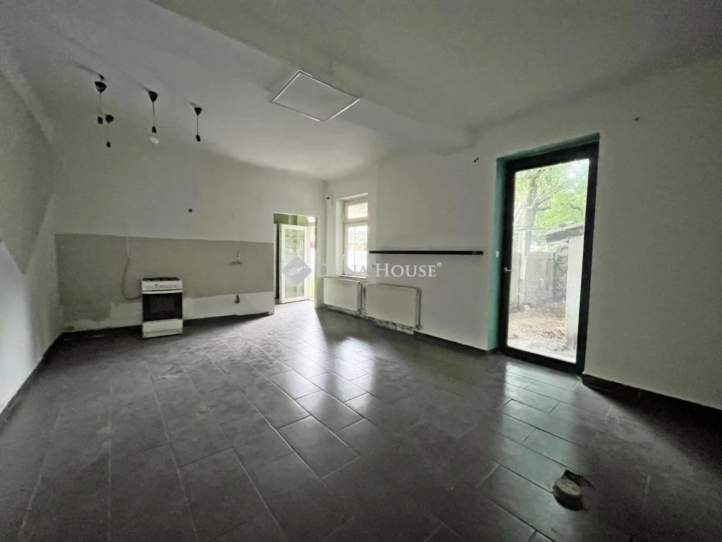 Eladó lakás, Budapest 4. ker.