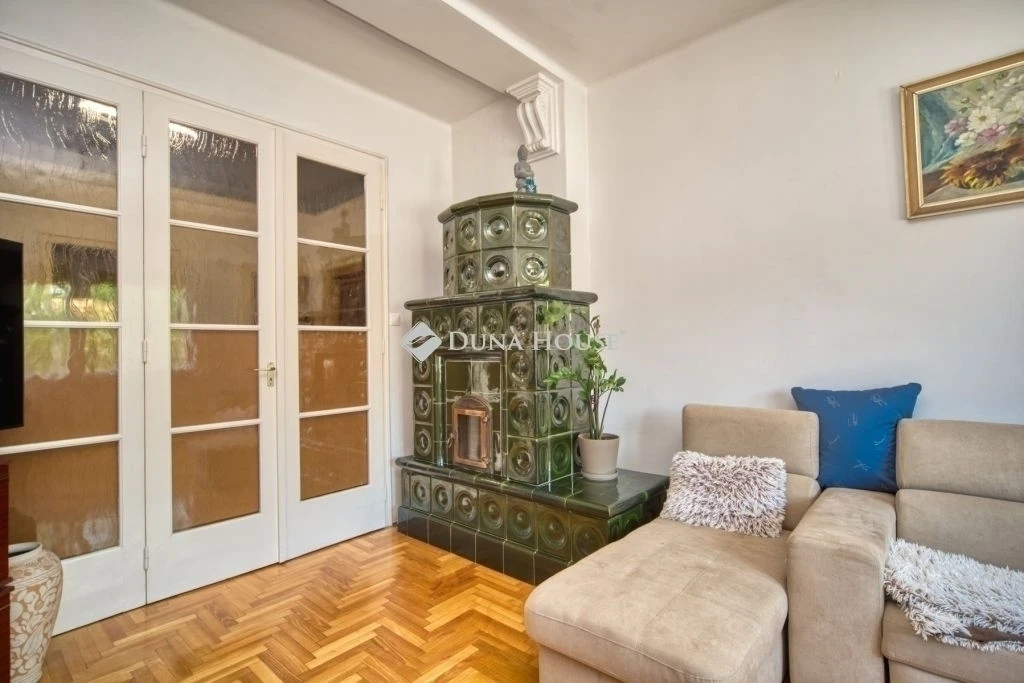 Eladó 3 szobás, erkélyes lakás, Budapest 14. ker.