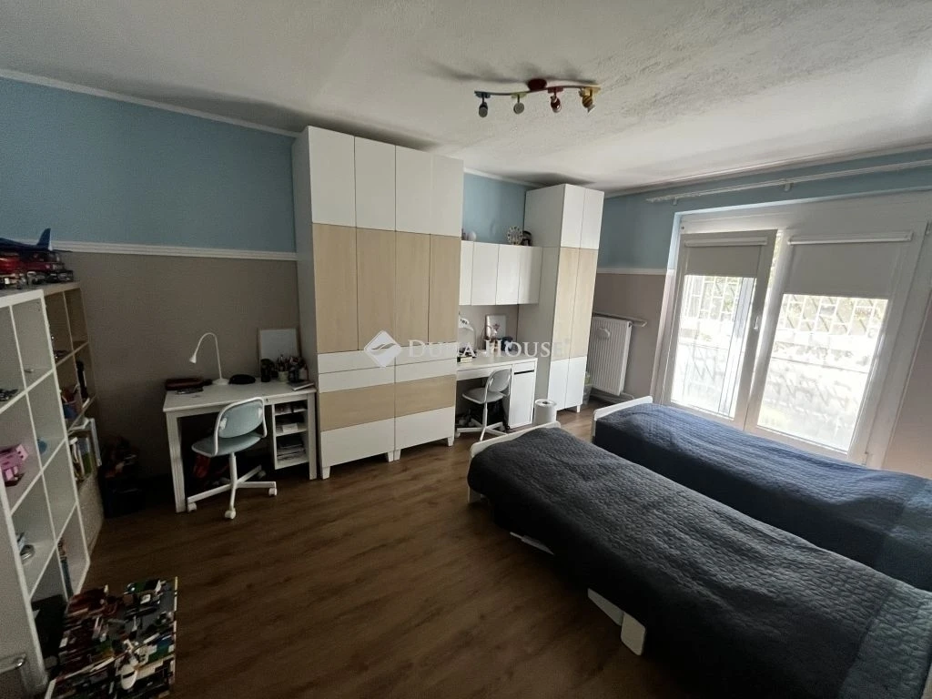 Eladó 3 szobás lakás, Budapest 17. ker.
