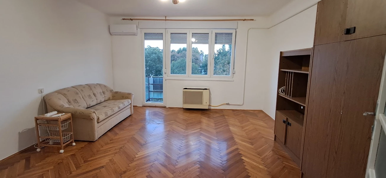 For rent brick flat, Pécs, Köztársaság  5