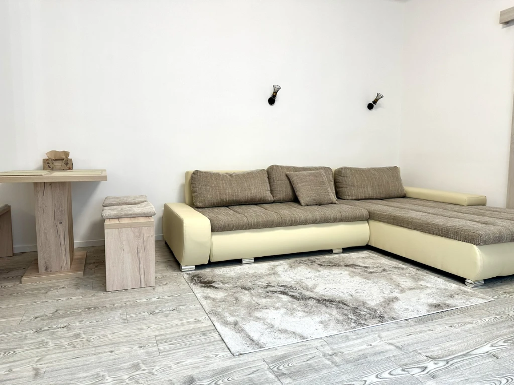 c3-2-name c2-19-name, Győr, Nádorváros