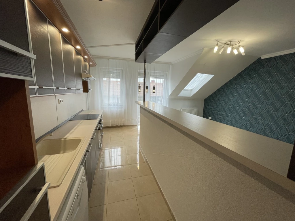 c3-1-name c2-21-name, Nyíregyháza