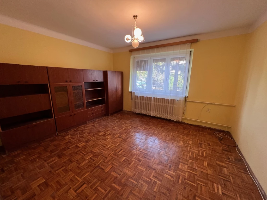 c3-1-name c2-21-name, Nyíregyháza