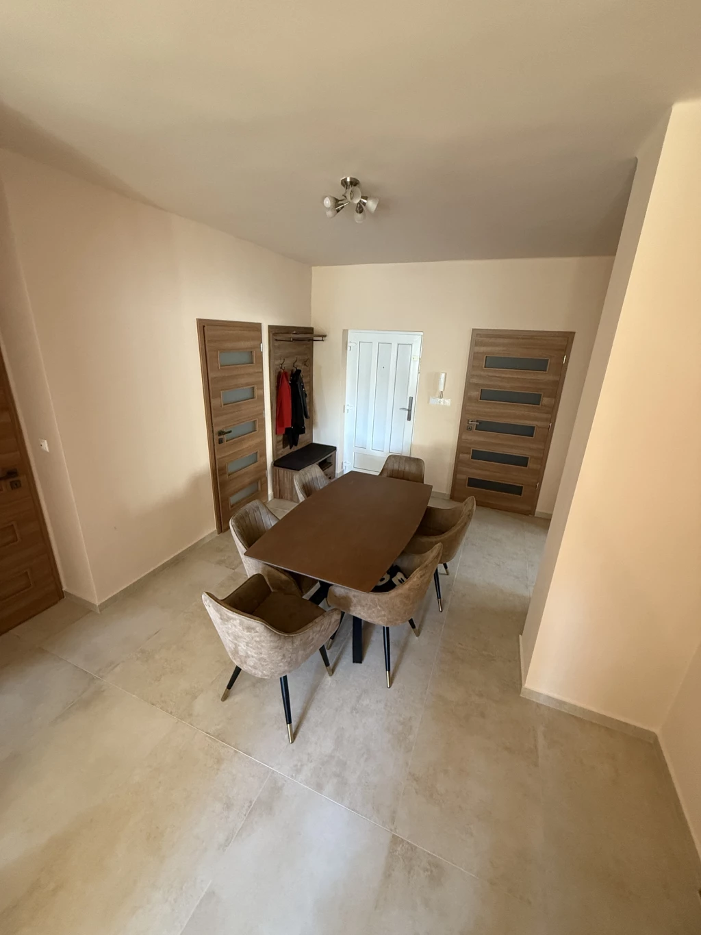 c3-1-name c2-21-name, Nyíregyháza