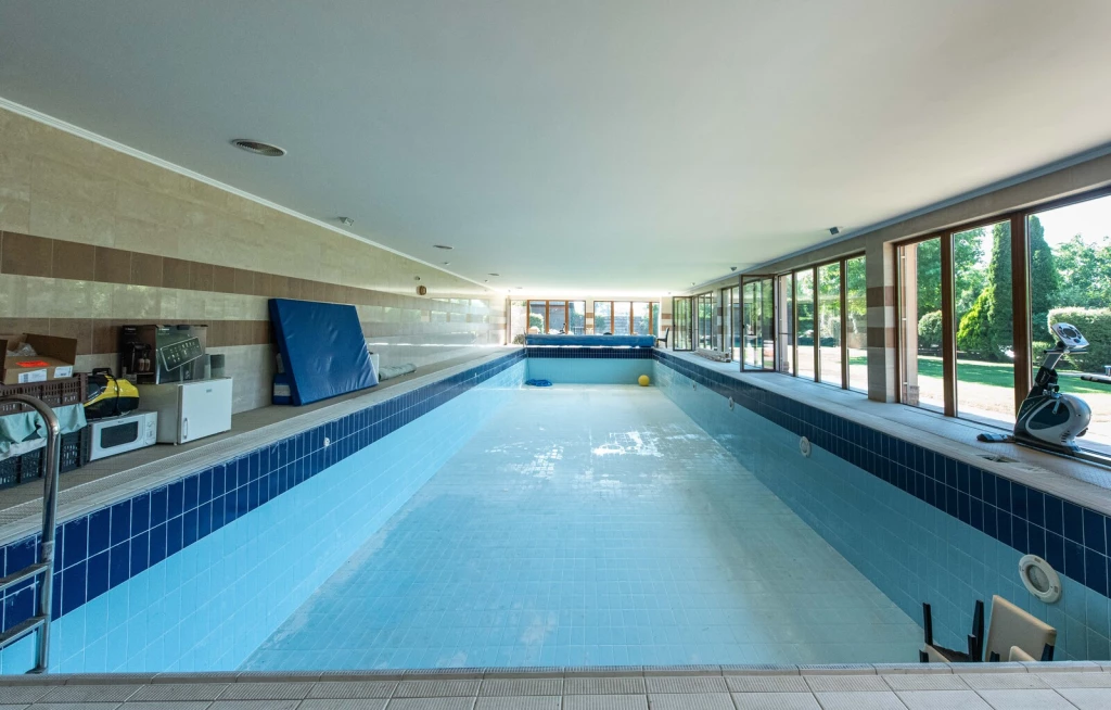 NYÍREGYHÁZÁN ELADÓ MEDITERRÁN STÍLUSÚ, MEDENCÉS CSALÁDI HÁZ – A KIKAPCSOLÓDÁS SZIGETE