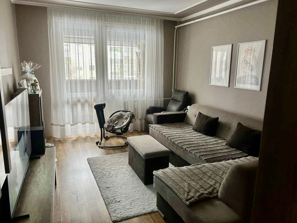 NYÍREGYHÁZA ÖRÖKÖSFÖLDÖN IGÉNYES 65 M2 ES LAKÁS ELADÓ