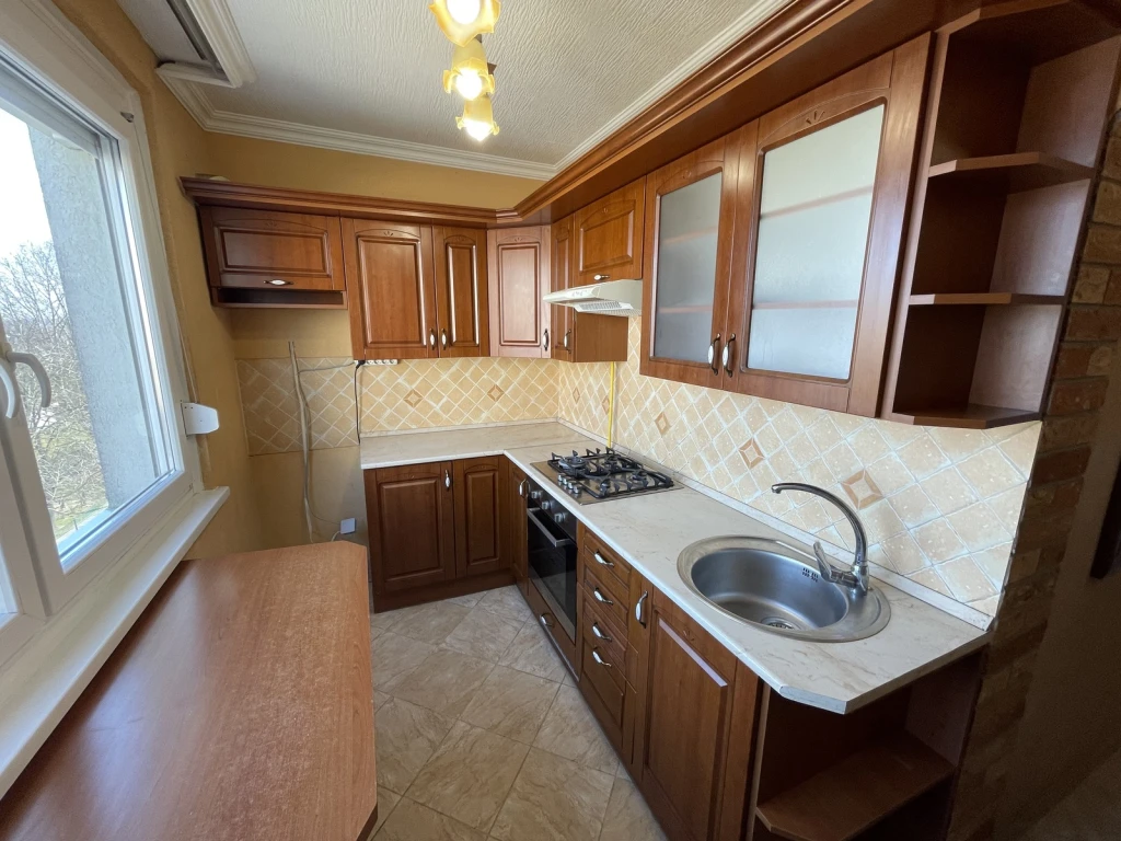 c3-1-name c2-21-name, Nyíregyháza