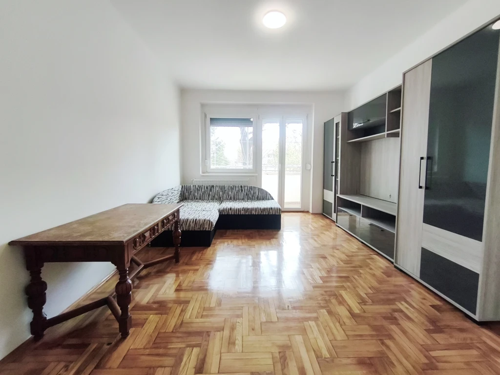 c3-2-name c2-21-name, Nyíregyháza