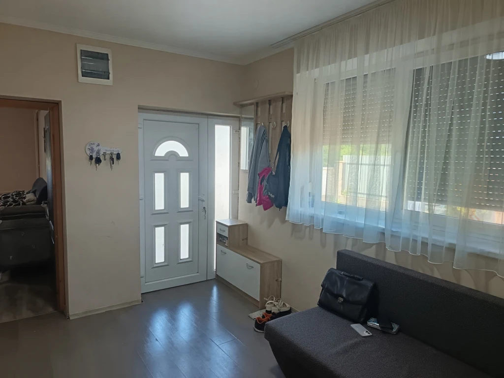 SÉNYŐN ELADÓ CSALÁDI HÁZ
