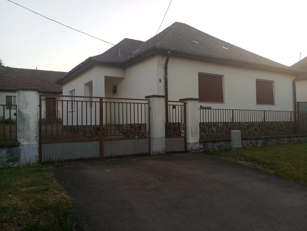 Eladó családi ház, Egerbakta, Felszabadulás u