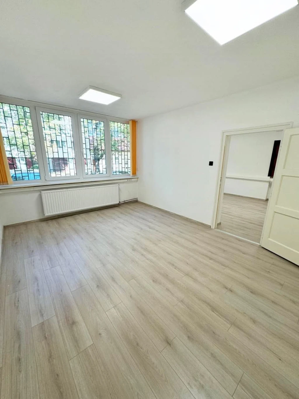 c3-2-name c2-68-name, Eger, Belváros