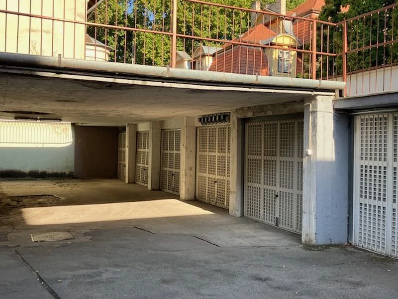 For sale detached garage, Szeged