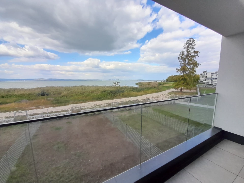 For sale brick flat, Balatonszemes